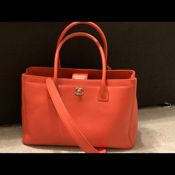 Sold on FB Chanel executive tote - Picture 1 of 13